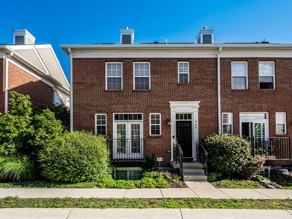 464 American Way S, Carmel, IN 46032