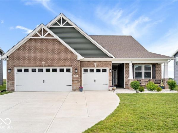 271 Dyson Drive, Whiteland, IN 46184