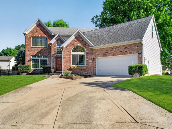 6758 Loretta Court , Avon, IN 46123