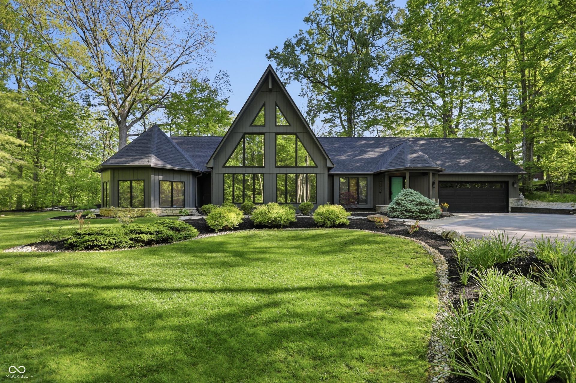 940 Tillson Drive, Zionsville, IN 46077 Main Photo