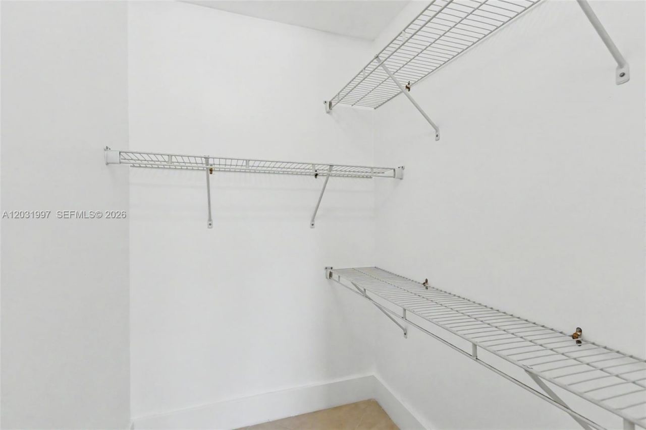 445 SW 11th St , Unit 102, Miami, FL 33130 Photo