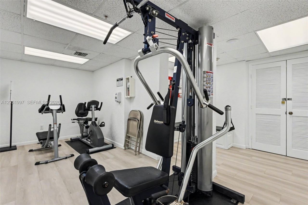 445 SW 11th St , Unit 102, Miami, FL 33130 Photo