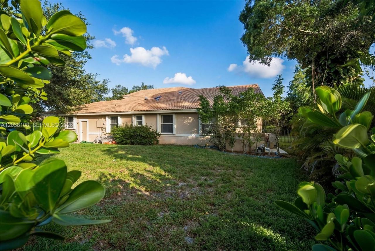 12651 NW 18th Pl, Coral Springs, FL 33071 Photo