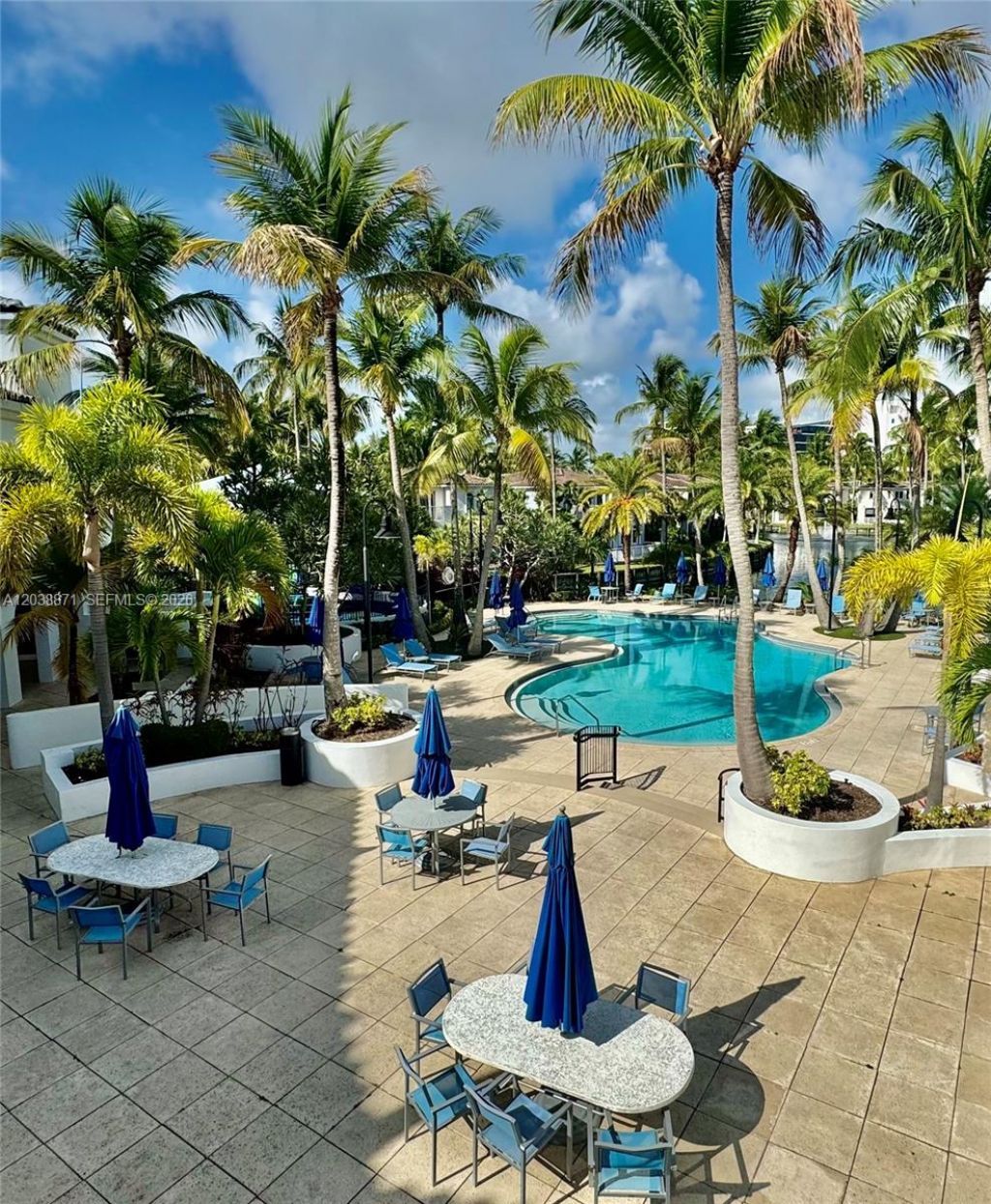3016 NE 210th St , Aventura, FL 33180 Photo