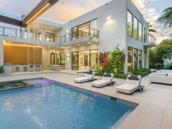 4115 Park Ave , Miami, FL 33133