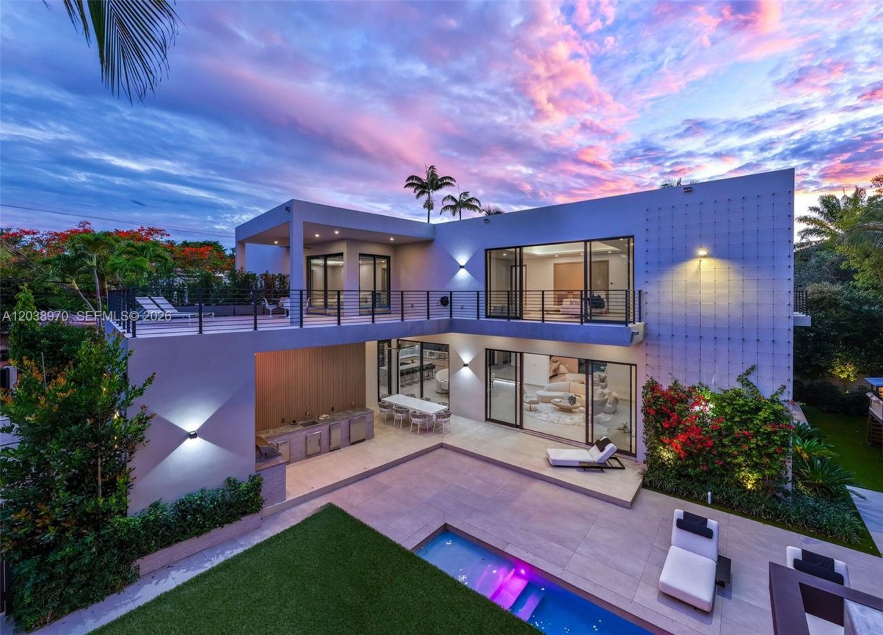 4115 Park Ave , Miami, FL 33133 Photo