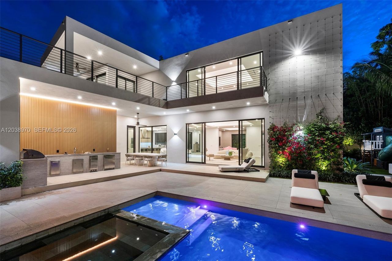 4115 Park Ave , Miami, FL 33133 Photo
