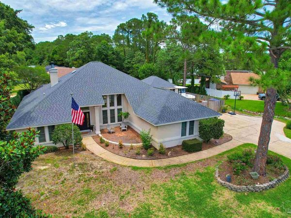 3600 Tibet Dr, Gulf Breeze, FL 32563