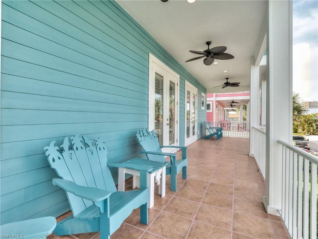 282 Delmar Ave, Fort Myers Beach, FL 33931 Photo