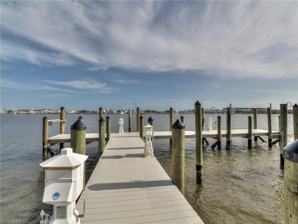 282 Delmar Ave, Fort Myers Beach, FL 33931 Photo
