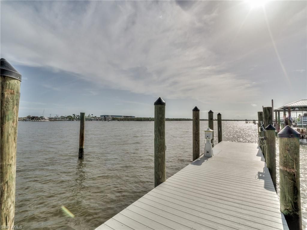 282 Delmar Ave, Fort Myers Beach, FL 33931 Photo