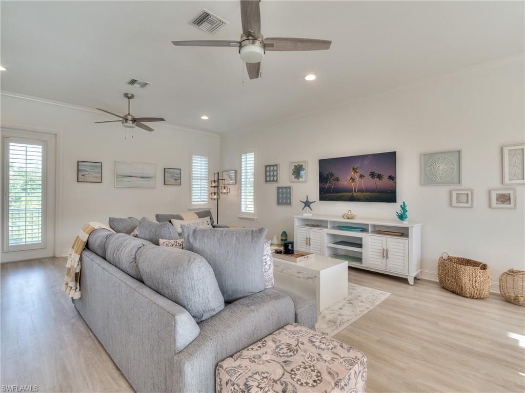 282 Delmar Ave, Fort Myers Beach, FL 33931 Photo