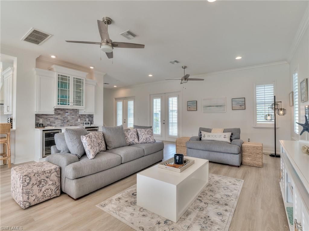282 Delmar Ave, Fort Myers Beach, FL 33931 Photo