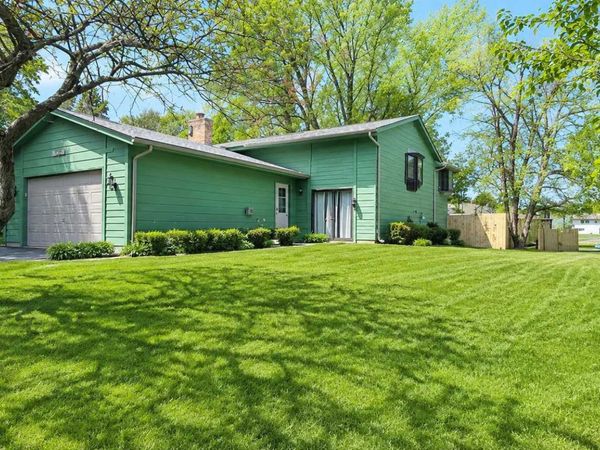 8317 Idaho Avenue N, Brooklyn Park, MN 55445