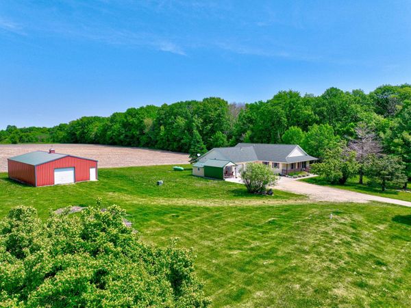 W5516 690th Avenue, Beldenville, WI 54003