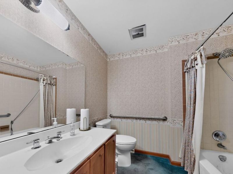 1323 Howell Drive , Newark, OH 43055 Photo 34