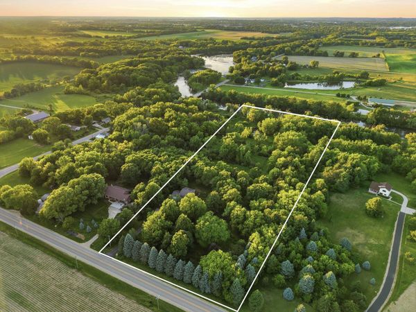 504 County Road N, Stoughton, WI 53589