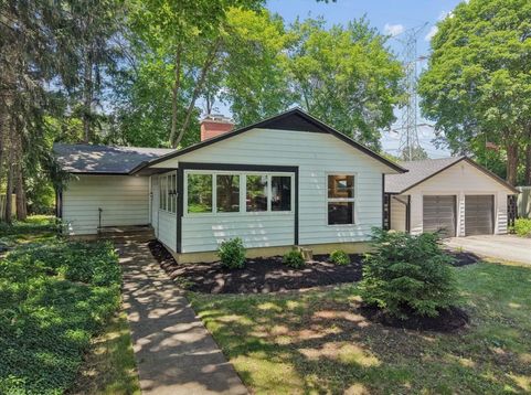 Main Photo