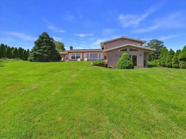 6689 Highland Drive, Windsor, WI 53598