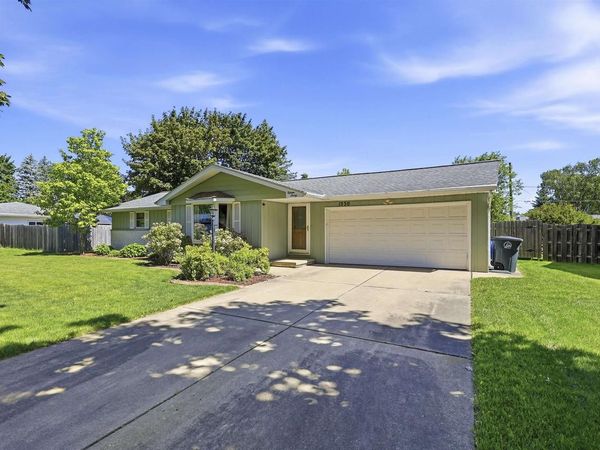 1530 GLEN ROAD, Green Bay, WI 54313