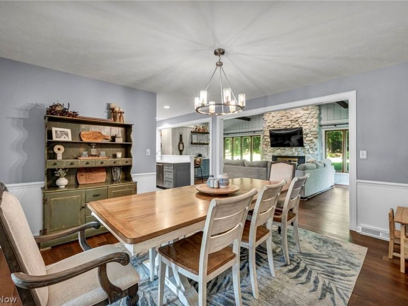 6827 Cranbrook Drive, Brecksville, OH 44141 Photo 12