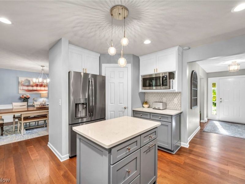 6827 Cranbrook Drive, Brecksville, OH 44141 Photo 18