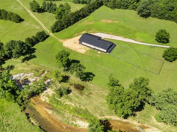 13136 N Cedar Grove Road, Lead Hill, AR 72644