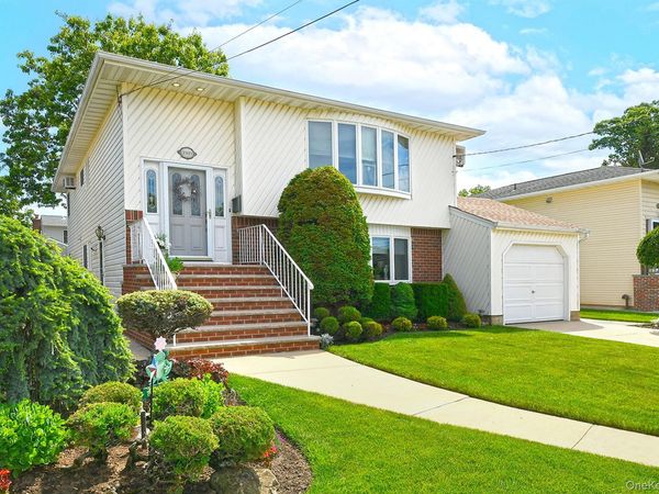 1989 Charles Street , Bellmore, NY 11710