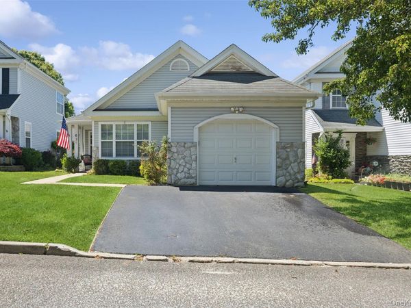 621 Spring Lake Drive , Middle Island, NY 11953