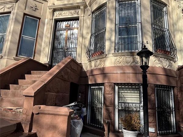 695 Park Place , Brooklyn, NY 11216