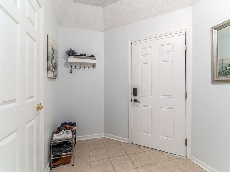 220 Shelbourne Forest Way, Delaware, OH 43015 Photo 32