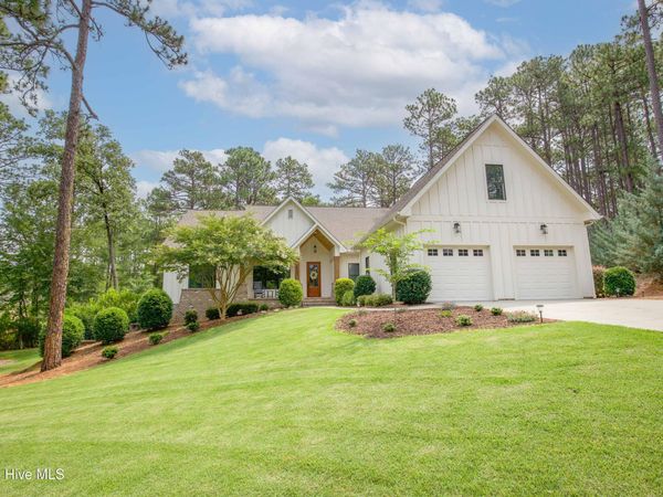 102 Greystones Court, Pinehurst, NC 28374