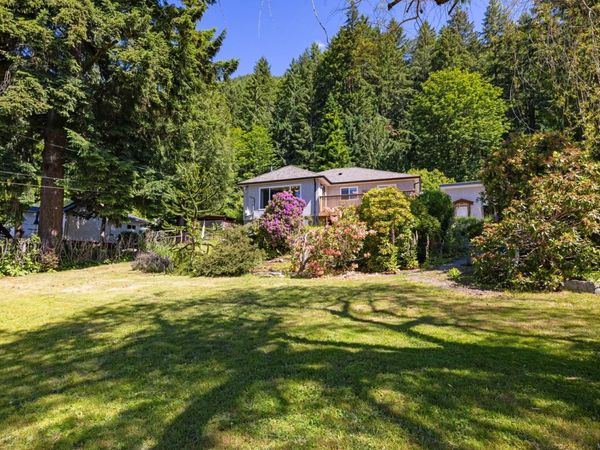 10093 Youbou Rd , Youbou, BC V0R 2G0