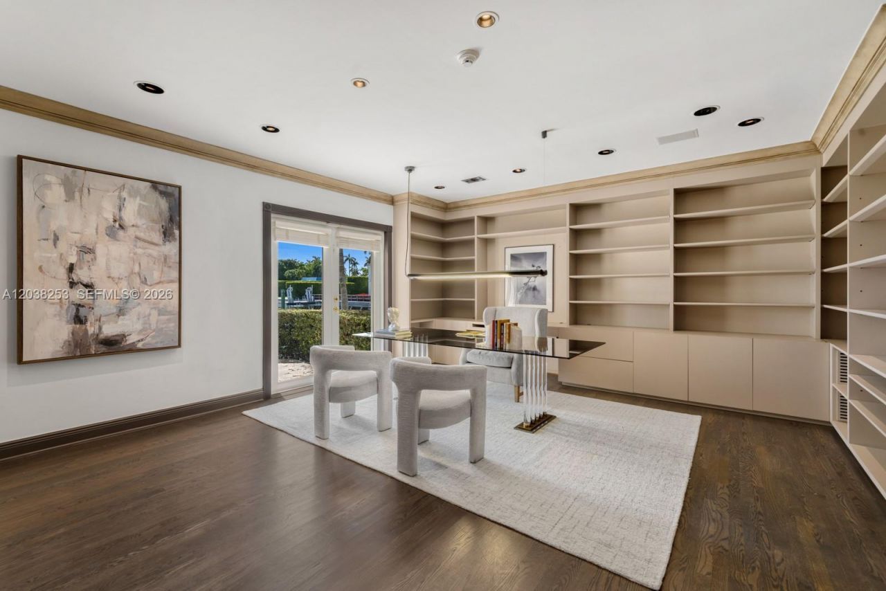 6500 N Bay Rd, Miami Beach, FL 33141 Photo
