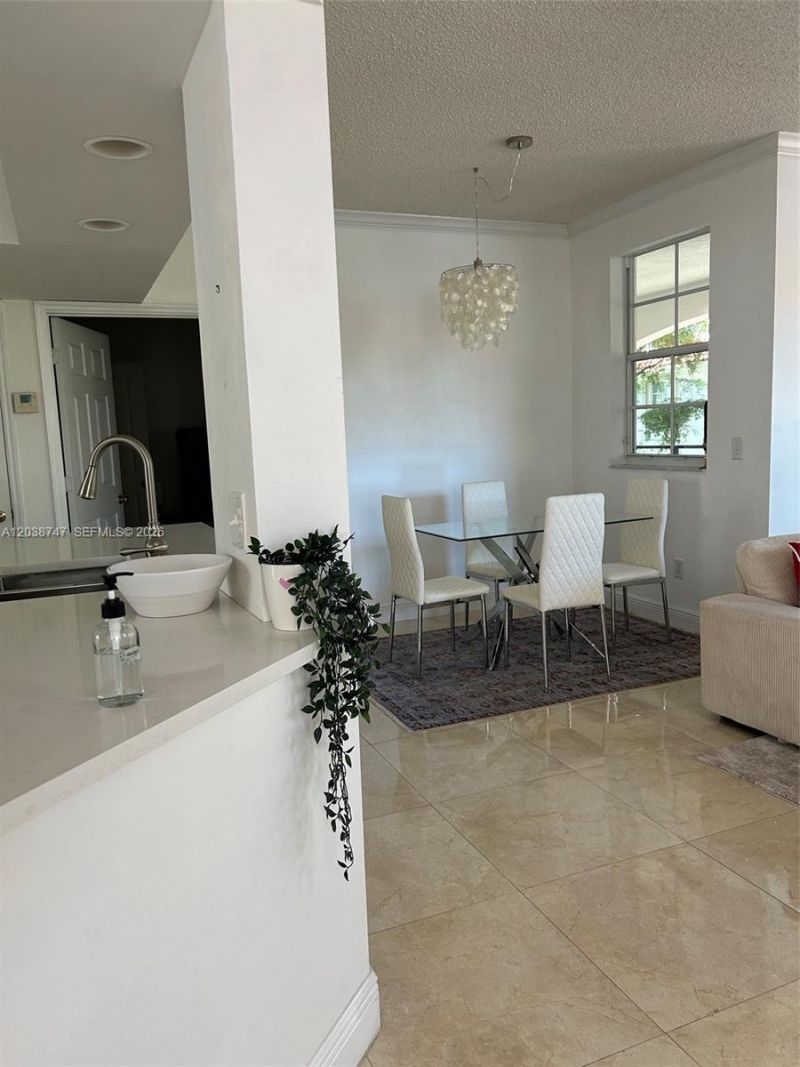 3125 NE 184th St, Unit 1305 w/ GA, Aventura, FL 33160 Photo