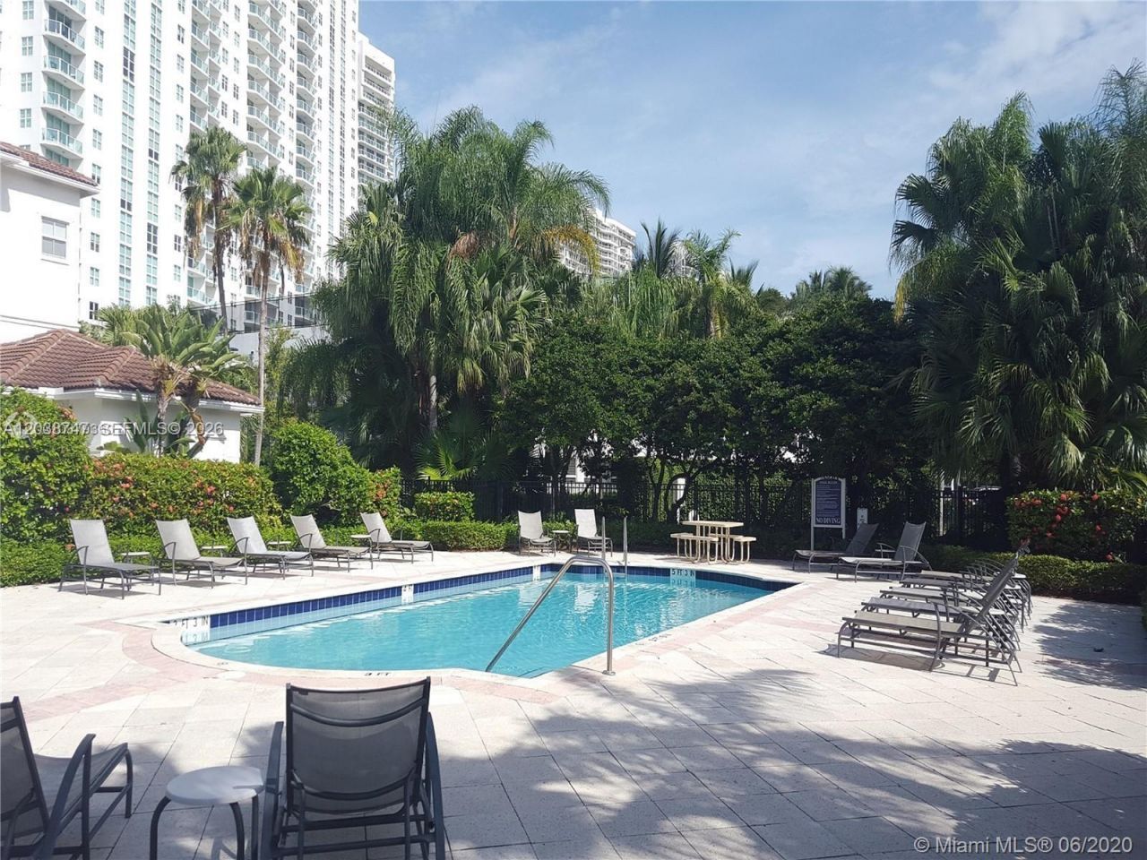 3125 NE 184th St, Unit 1305 w/ GA, Aventura, FL 33160 Photo