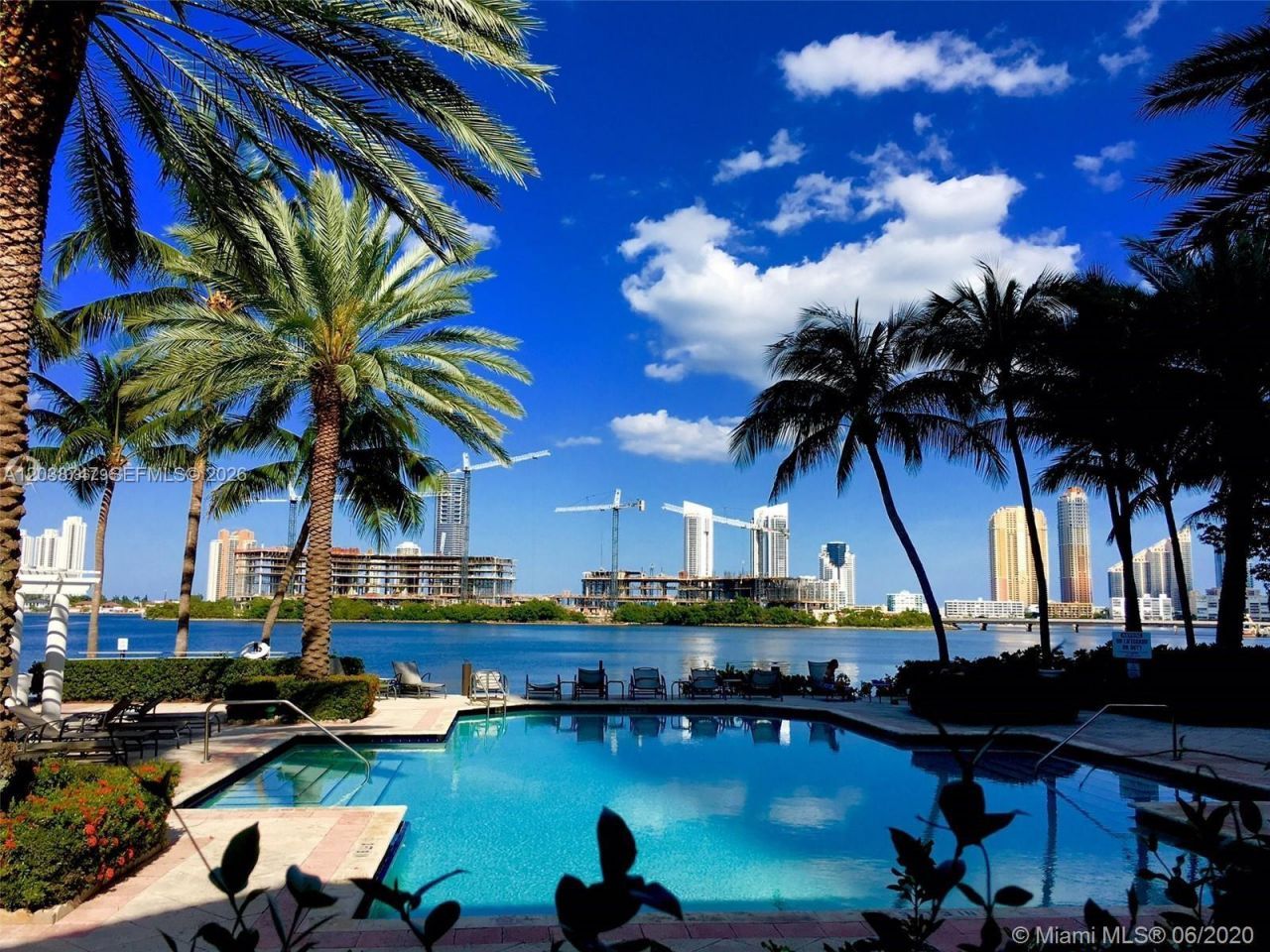 3125 NE 184th St, Unit 1305 w/ GA, Aventura, FL 33160 Photo