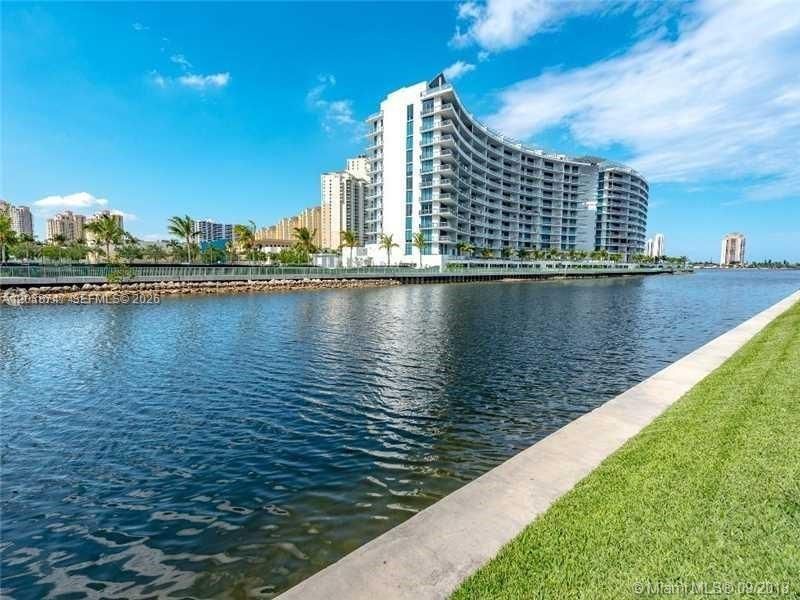 3125 NE 184th St, Unit 1305 w/ GA, Aventura, FL 33160 Photo
