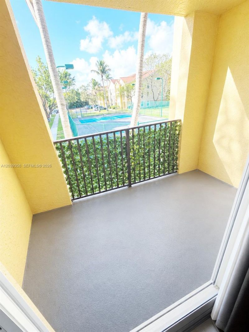 4081 San Marino Blvd, Unit 206, West Palm Beach, FL 33409 Photo