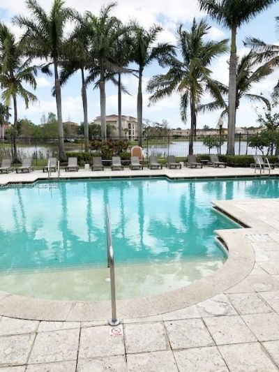 4081 San Marino Blvd, Unit 206, West Palm Beach, FL 33409 Photo