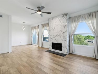 8750 Park Lane, Unit 132, Dallas, TX 75231