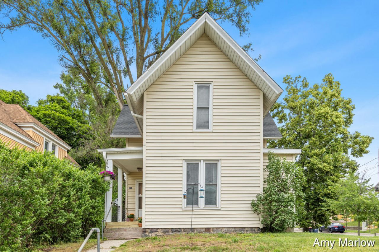 357 Quimby Street Ne, Grand Rapids, MI 49505 Main Photo