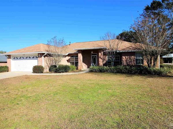 1100 Freeboard Blvd, Pensacola, FL 32507
