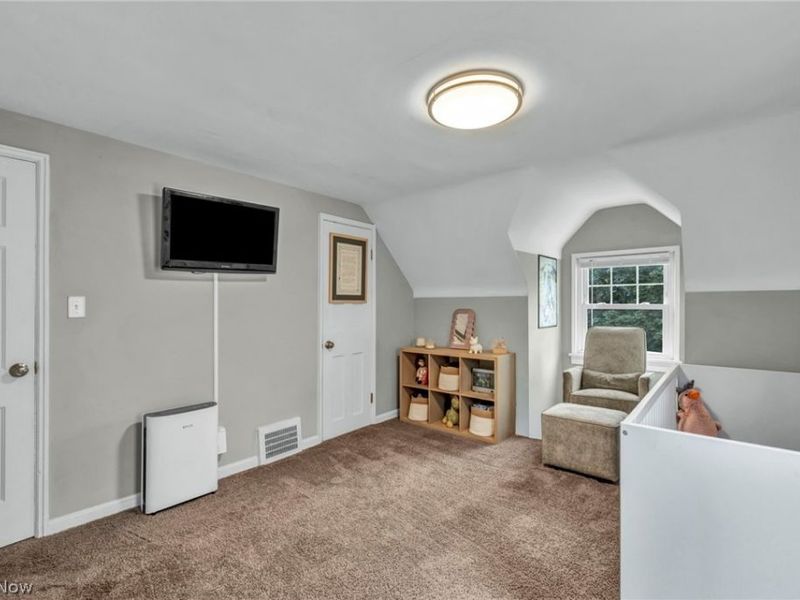 1307 Gordon Road , Lyndhurst, OH 44124 Photo 25