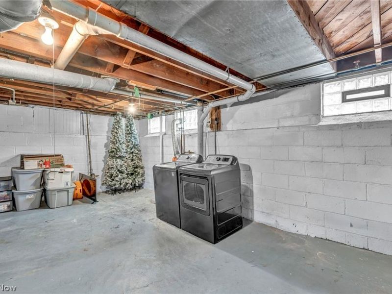 1307 Gordon Road , Lyndhurst, OH 44124 Photo 39