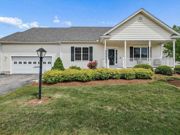 5 Davenport Drive, Londonderry, NH 03053