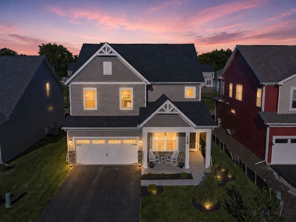 128 Furnas Drive, Batavia, IL 60510