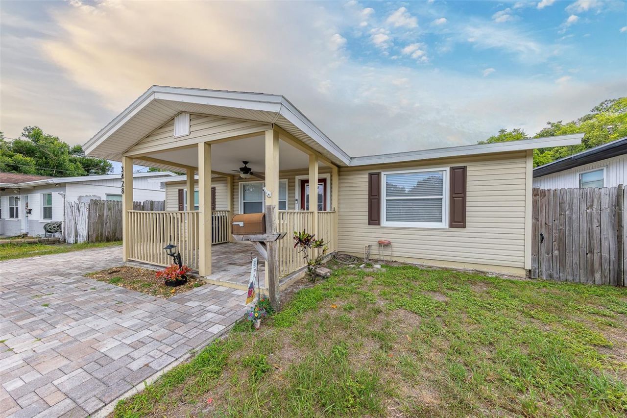 3428 39th Street N, Saint Petersburg, FL 33713 Photo