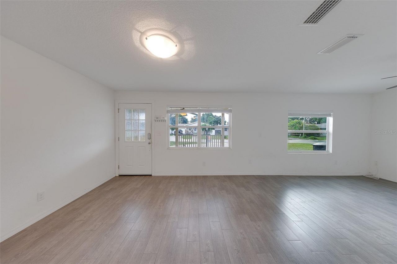 3428 39th Street N, Saint Petersburg, FL 33713 Photo