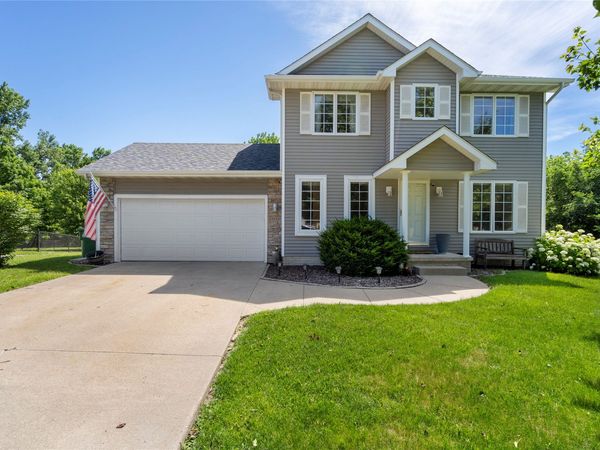 3023 SW Applewood Street, Ankeny, IA 50023